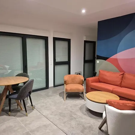 Apartment Nina, 2 Couchages, Elegant, Wifi, Parking *
