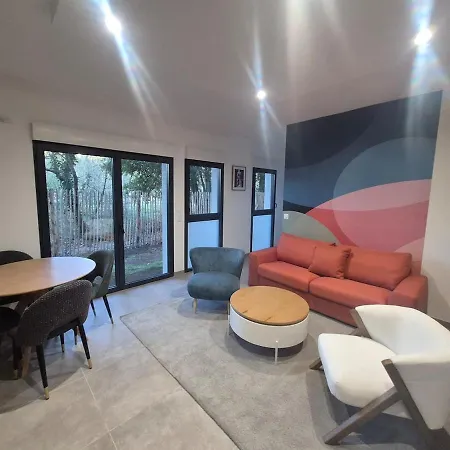 Nina, 2 Couchages, Elegant, Wifi, Parking Apartment La Rochelle (Charente-Maritime)
